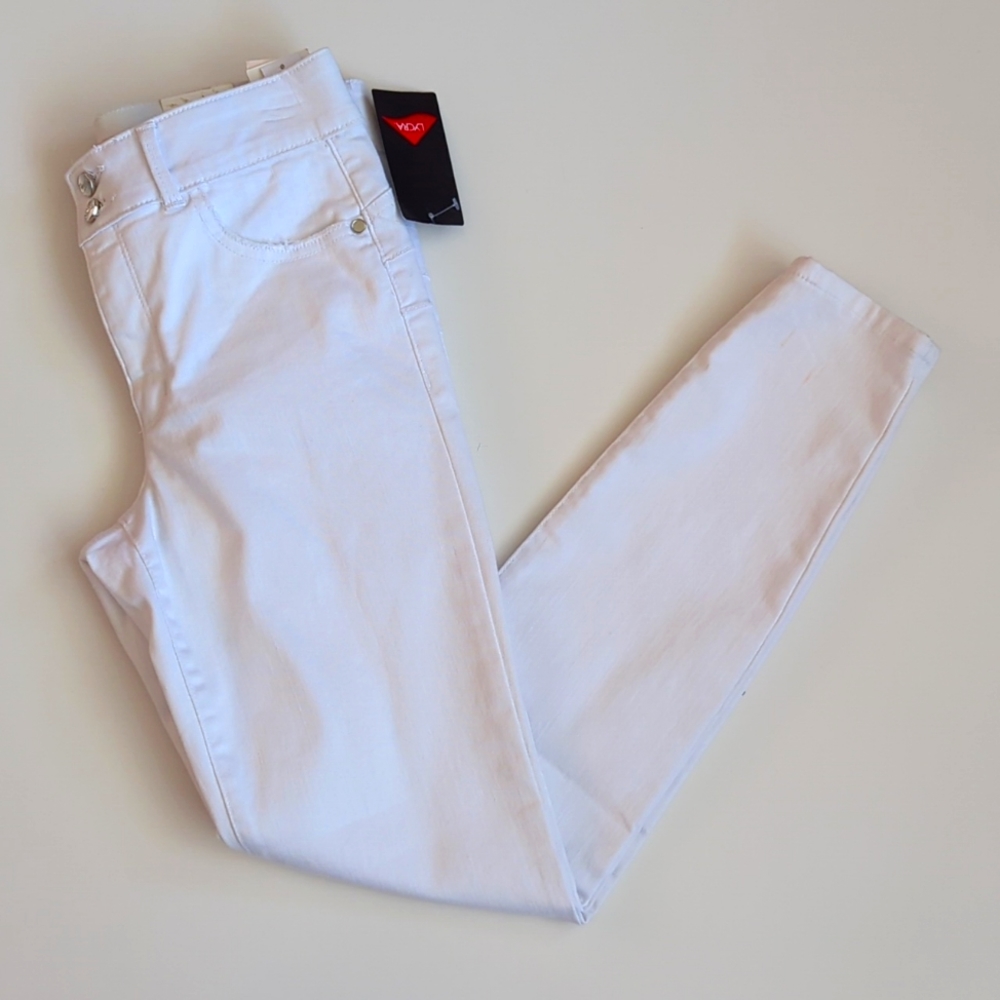 Candie's Mid Rise Sculp Skinny Junior's